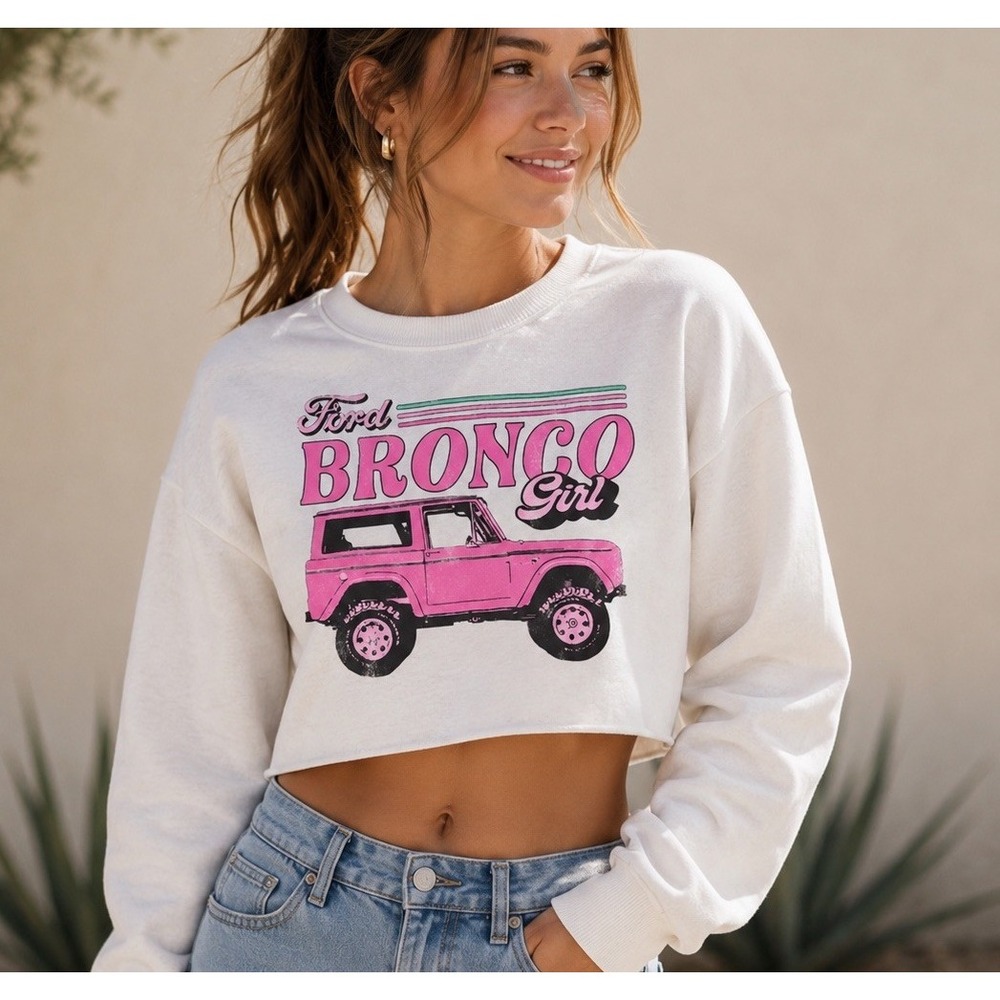 NWT Grayson Ford "Bronco Girl" Cropped Graphic Sweatshirt White Pink Med NEW